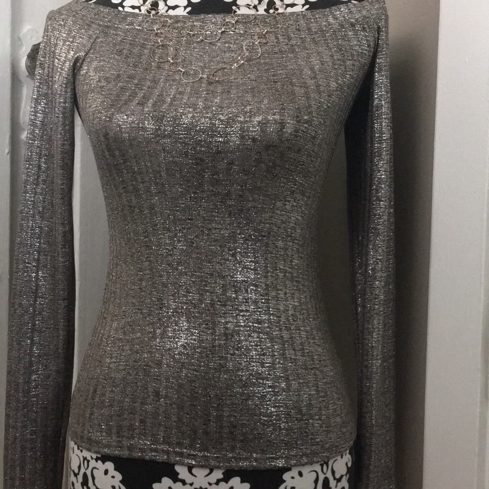Metallic top - Picture 2 of 4